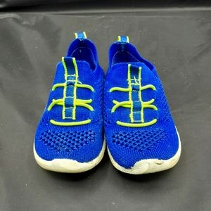 Oshkosh Bgosh Boys Pool Water Shoes Bright Blue Size 8M